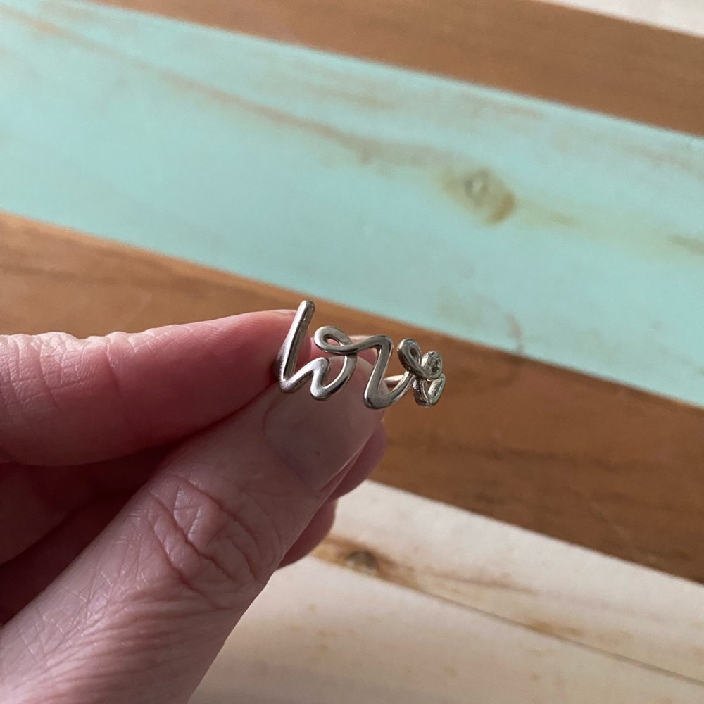 Silver love script handwriting ring women’s size 7 new never worn